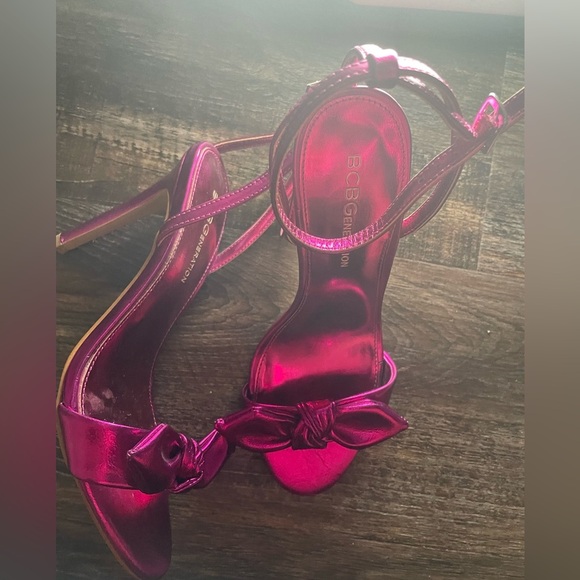 BCBGeneration Women's Jamina Heeled Sandal metallic pink size 7 - Picture 3 of 5